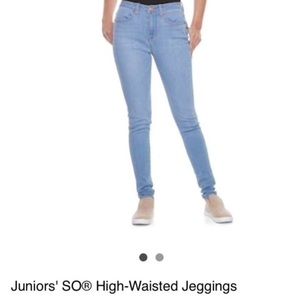 NWOT Juniors SO High Rise Jegging Size 9